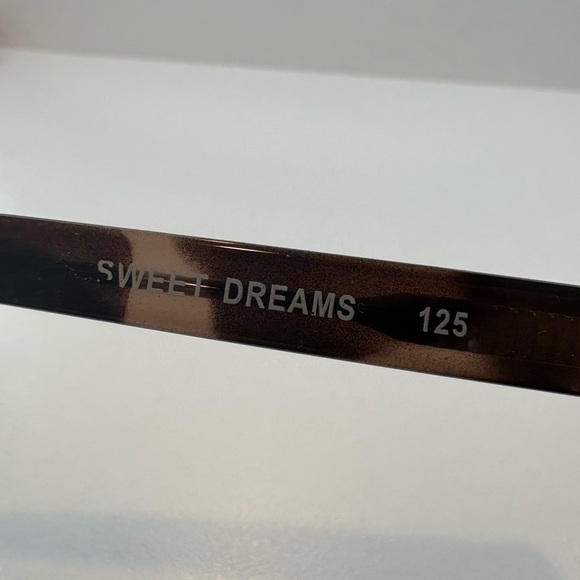 QUAY SUNGLASSES “SWEET DREAMS” 125 - Quay Australia Tortoise Shell sunglasses - Picture 9 of 16